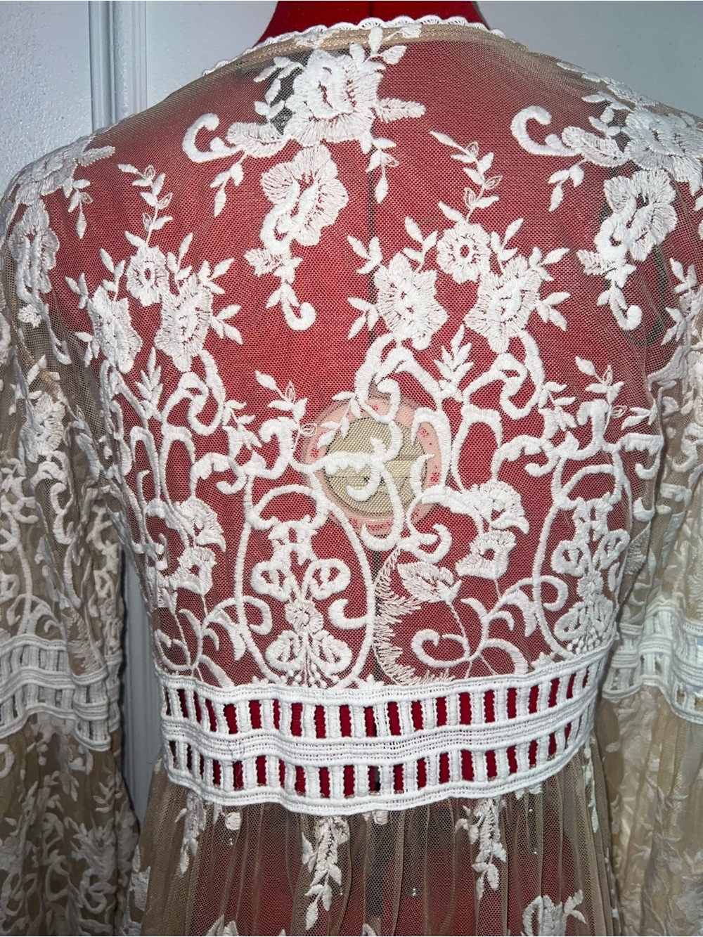 Forever 21 Sheer Lace Embroidered Long Robe Duster Creamsize Medium - Picture 9 of 11